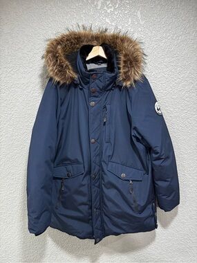Men's Navy Hooded Down Puffer Parka with Faux Fur Trim. New